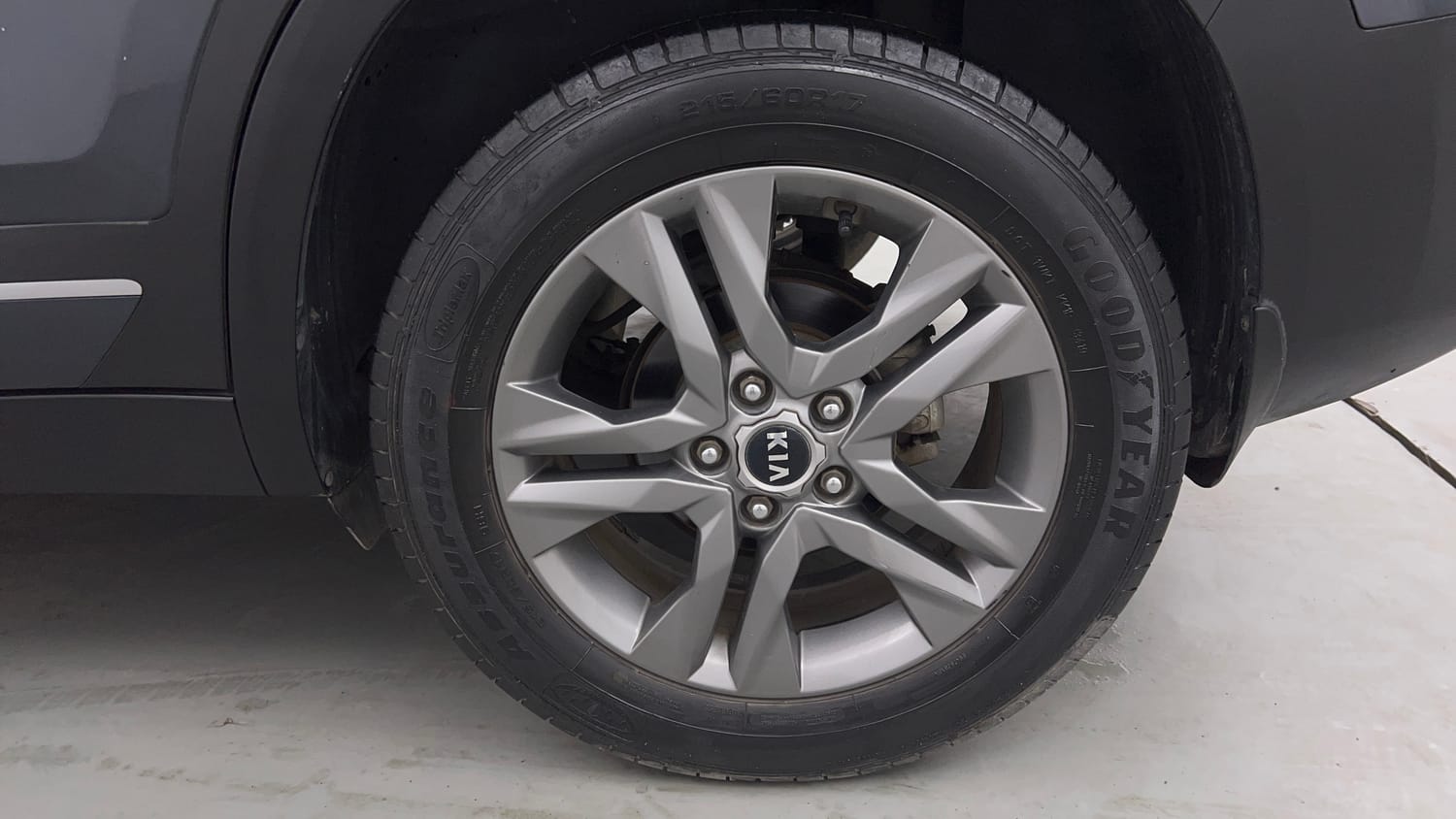 Used 2019 Kia Seltos HTX Plus 1.5 Diesel Diesel Manual tyres LEFT REAR TYRE RIM VIEW