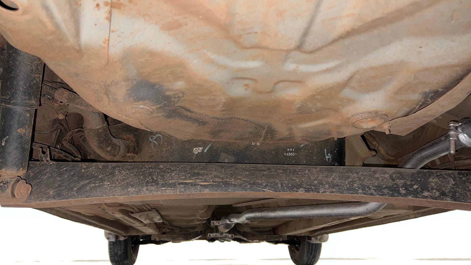 Used 2014 Hyundai i10 Era 1.1 iRDE2 Petrol Manual extra REAR UNDERBODY VIEW (TAKEN FROM REAR)