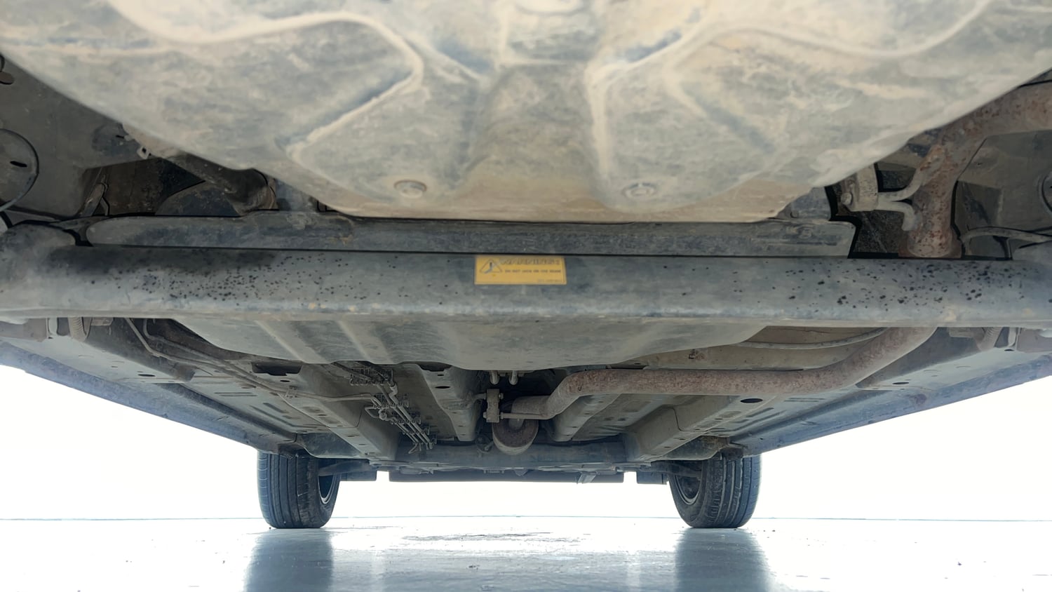 Used 2022 Tata Punch Creative Dual Tone Petrol Manual extra REAR UNDERBODY VIEW (TAKEN FROM REAR)
