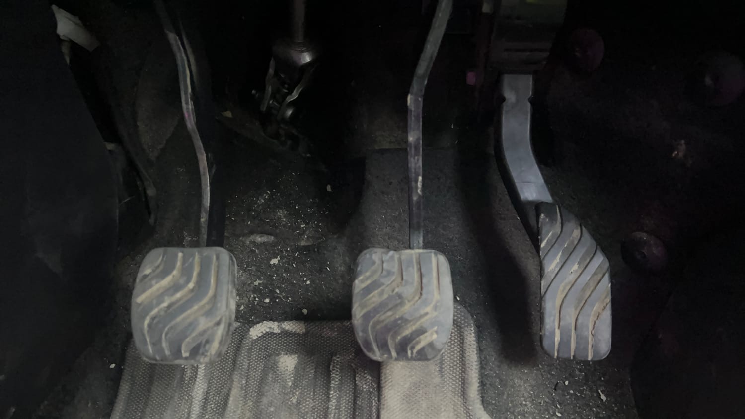 Used 2021 Nissan Magnite XV Premium Turbo Petrol Manual interior PEDALS VIEW