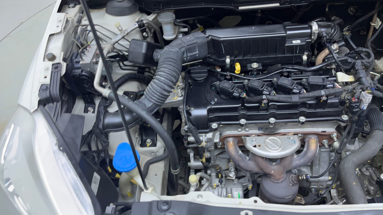 Used 2021 Maruti Suzuki S-Cross Zeta AT Petrol Automatic engine ENGINE RIGHT SIDE VIEW