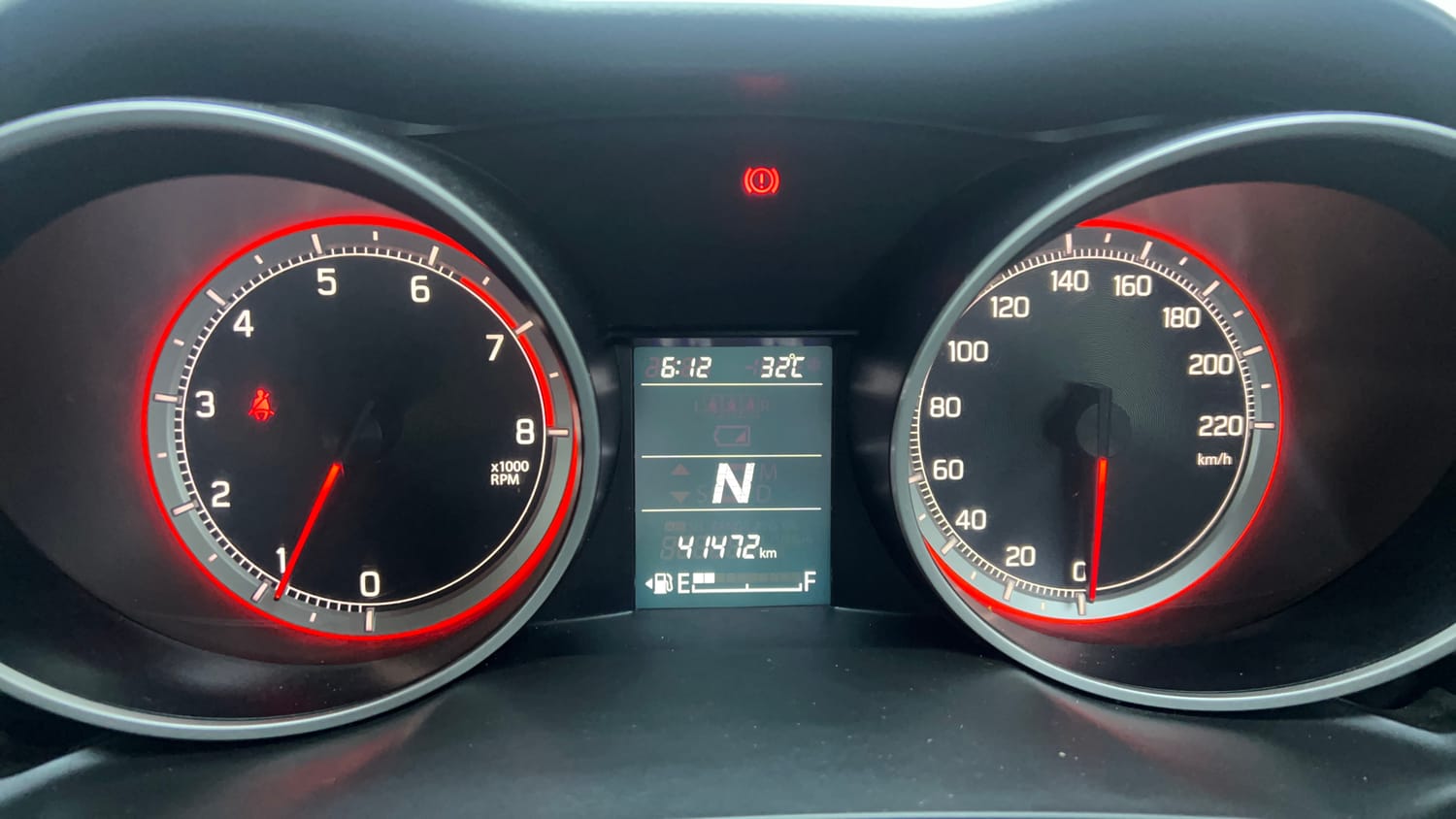 Used 2020 Maruti Suzuki Swift ZXi AMT Petrol Automatic interior CLUSTERMETER VIEW