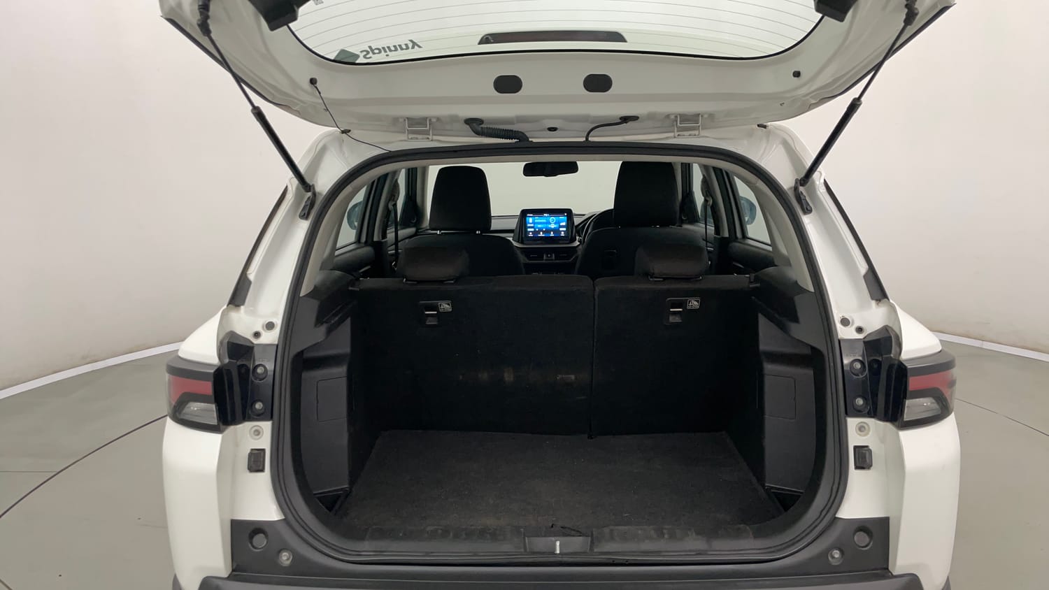 Used 2022 Maruti Suzuki Brezza ZXi Plus AT Petrol Automatic interior DICKY INSIDE VIEW