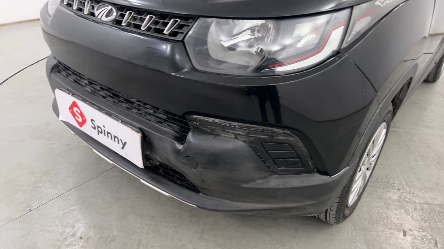 Used 2016 Mahindra KUV100 K6 6 STR Petrol Manual dents MINOR SCRATCH
