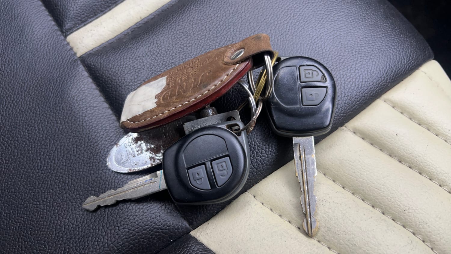 Used 2016 Maruti Suzuki Wagon R 1.0 VXI Petrol + CNG (Outside Fitted) Cng Manual extra CAR KEY VIEW