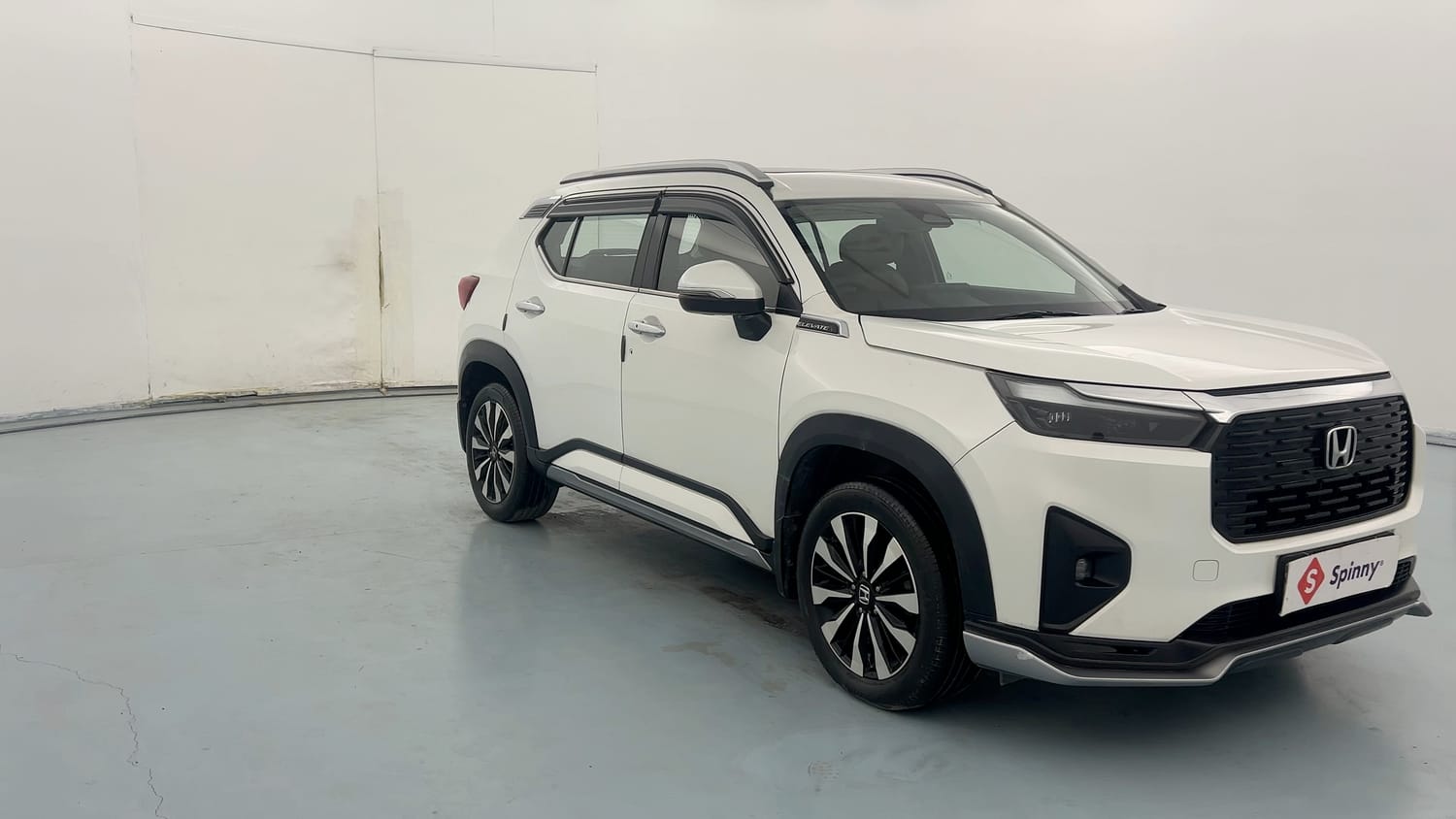 Used 2023 Honda Elevate ZX CVT Petrol Automatic exterior RIGHT FRONT CORNER VIEW