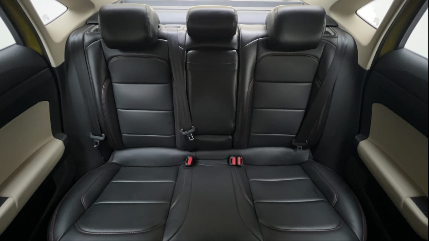Used 2023 Volkswagen Virtus Highline 1.0 TSI AT Petrol Automatic interior REAR SEAT CONDITION VIEW