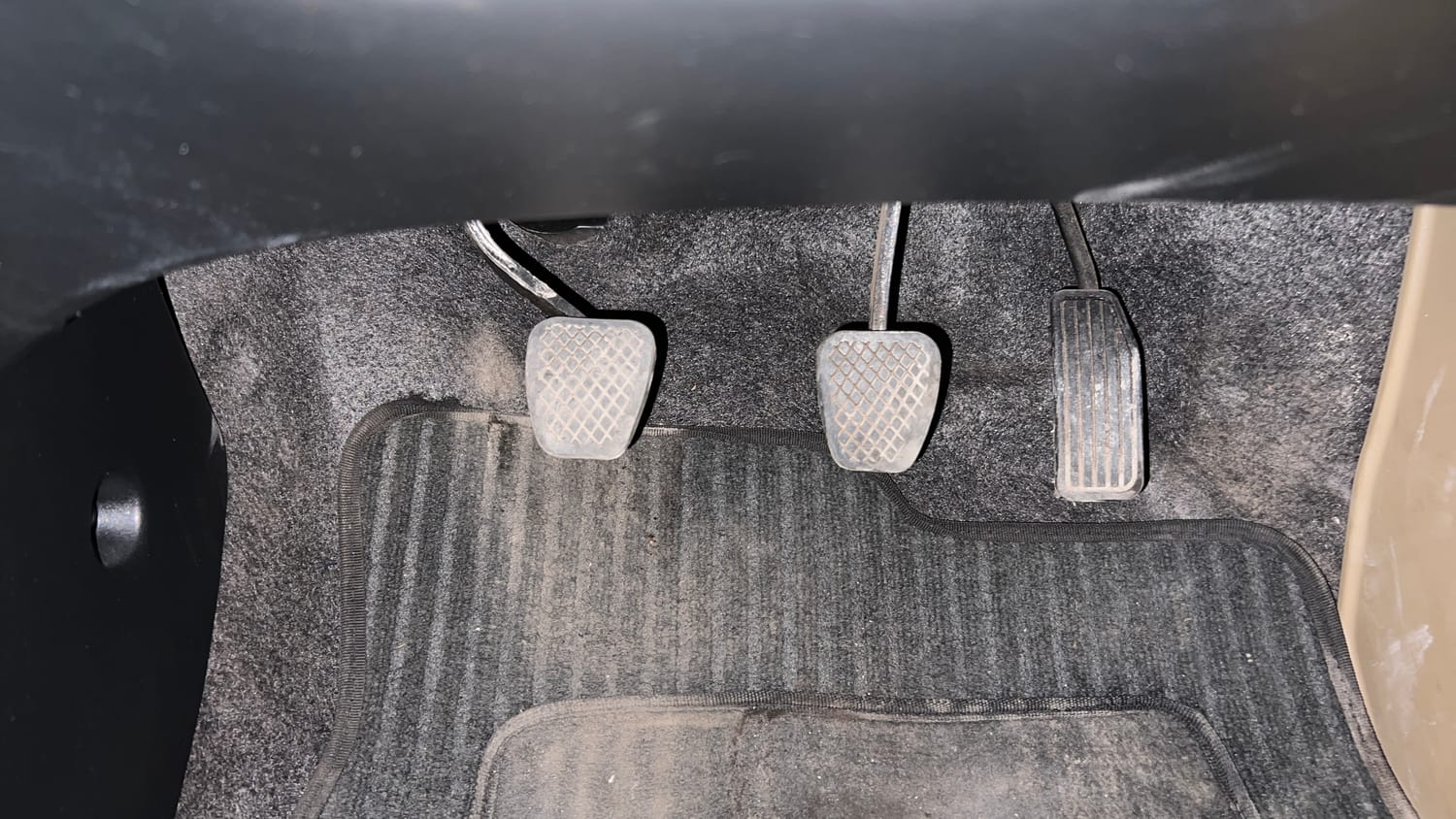 Used 2013 Honda Brio S MT Petrol Manual interior PEDALS VIEW