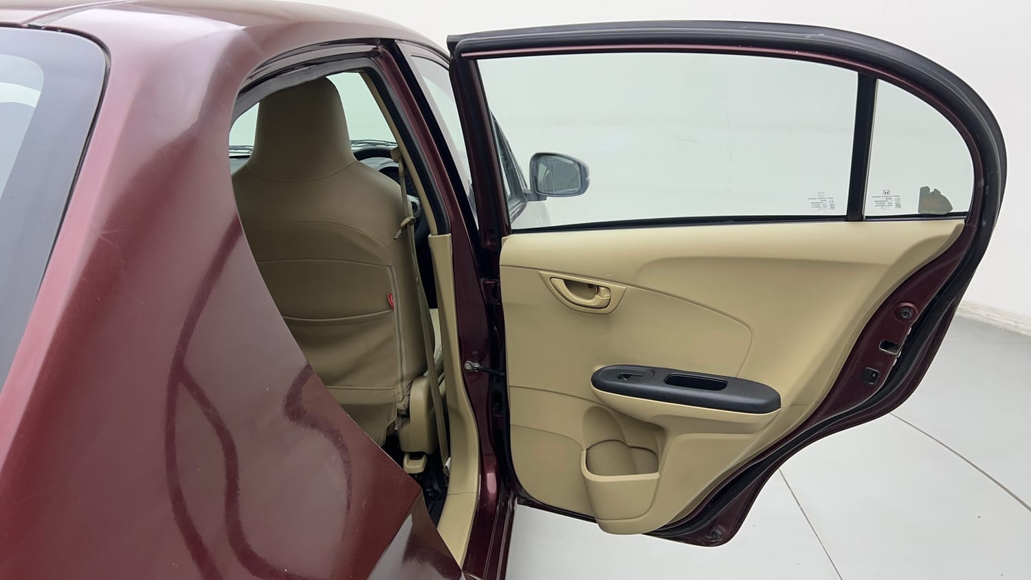 Used 2015 Honda Amaze 1.2 S i-VTEC Petrol Manual interior RIGHT REAR DOOR OPEN VIEW