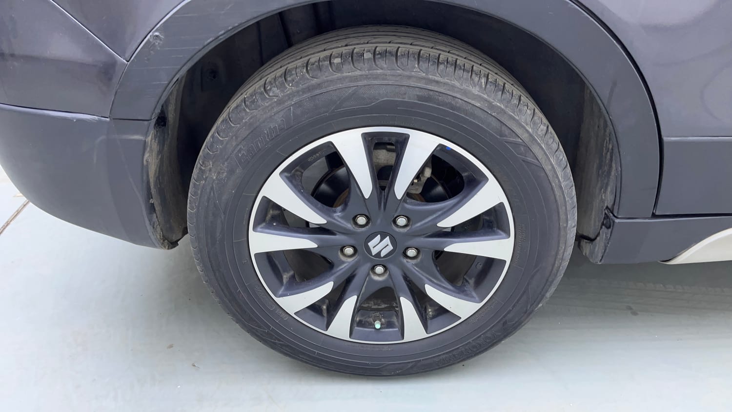Used 2019 Maruti Suzuki S-Cross Zeta 1.3 Diesel Manual tyres RIGHT REAR TYRE RIM VIEW