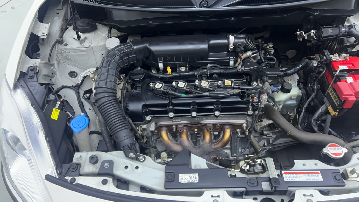 Used 2020 Maruti Suzuki Swift ZXi AMT Petrol Automatic engine ENGINE RIGHT SIDE VIEW