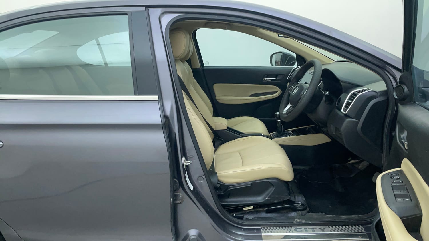 Used 2021 Honda City ZX Diesel Diesel Manual interior RIGHT SIDE FRONT DOOR CABIN VIEW
