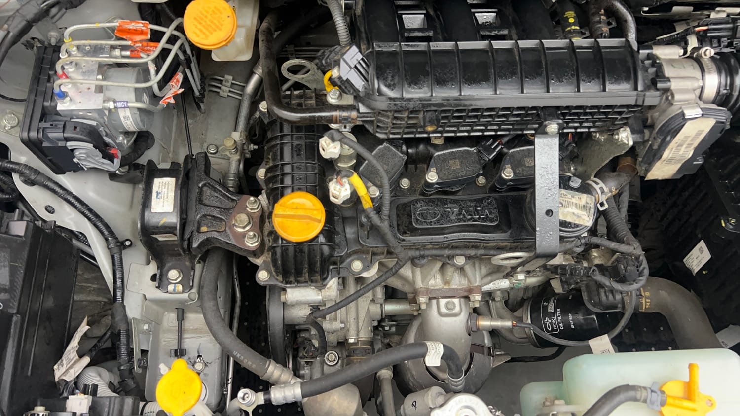 Used 2025 Tata Altroz Creative Petrol 5AMT Petrol Automatic engine ENGINE RIGHT SIDE VIEW
