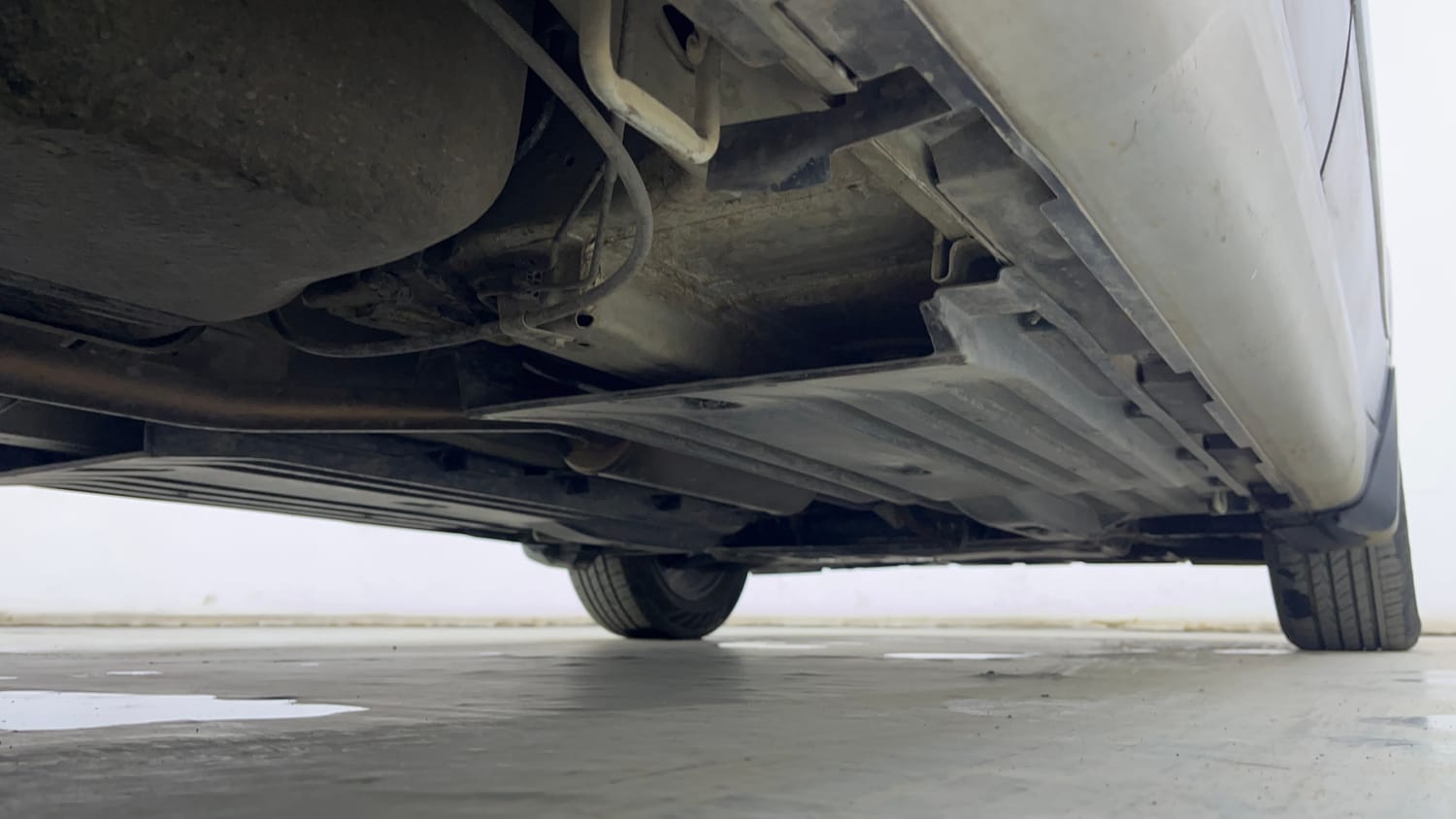 Used 2021 Maruti Suzuki S-Cross Zeta AT Petrol Automatic extra REAR RIGHT UNDERBODY VIEW