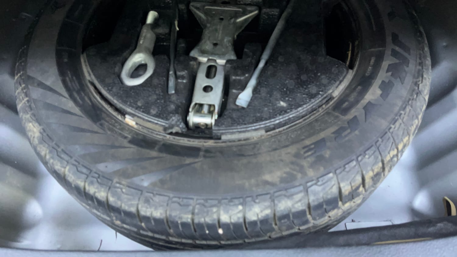 Used 2019 Maruti Suzuki S-Cross Zeta 1.3 Diesel Manual tyres SPARE TYRE VIEW