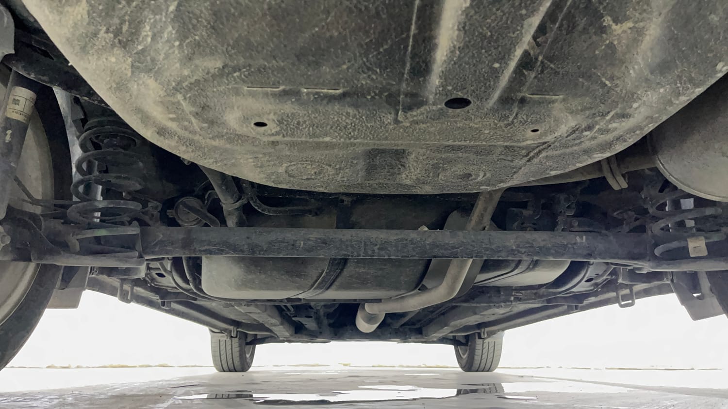 Used 2021 Maruti Suzuki Ciaz Alpha Hybrid 1.5 Petrol Manual extra REAR UNDERBODY VIEW (TAKEN FROM REAR)