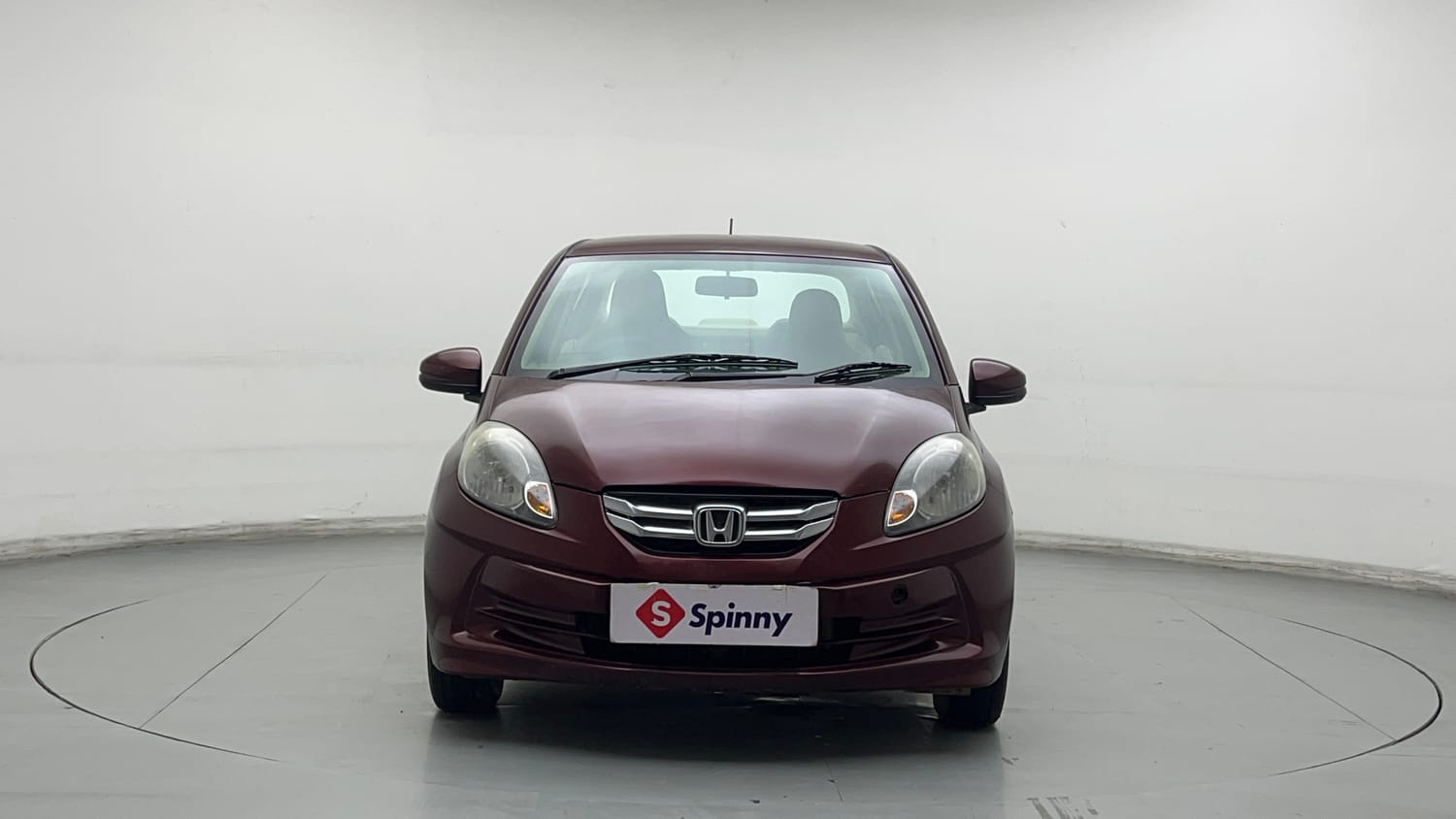 Used 2015 Honda Amaze 1.2 S i-VTEC Petrol Manual exterior FRONT VIEW