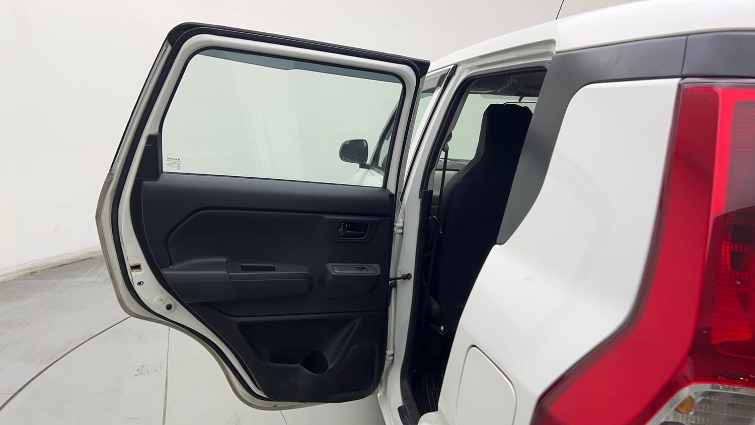 Used 2022 Maruti Suzuki Wagon R LXI 1.0 CNG Cng Manual interior LEFT REAR DOOR OPEN VIEW