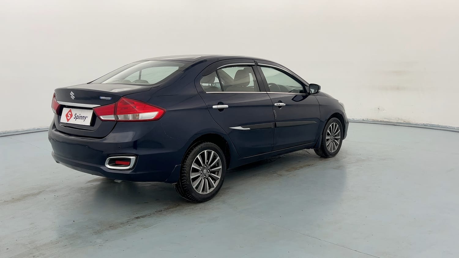 Used 2023 Maruti Suzuki Ciaz Alpha 1.5 Petrol Manual exterior RIGHT REAR CORNER VIEW