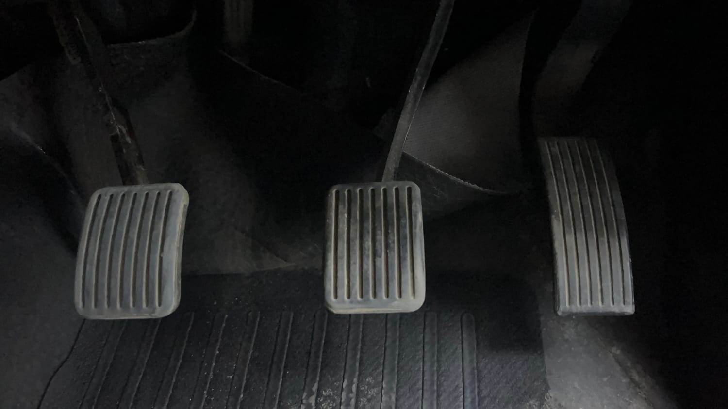Used 2019 Hyundai Grand i10 Sportz 1.2 Kappa VTVT Petrol Manual interior PEDALS VIEW