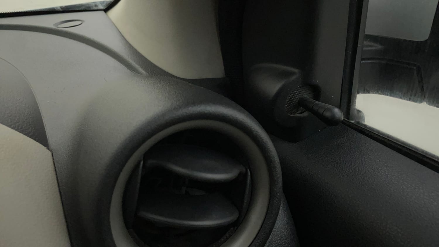 Used 2016 Nissan Micra Active XV Safety Pack Petrol Manual top_features Adjustable ORVM