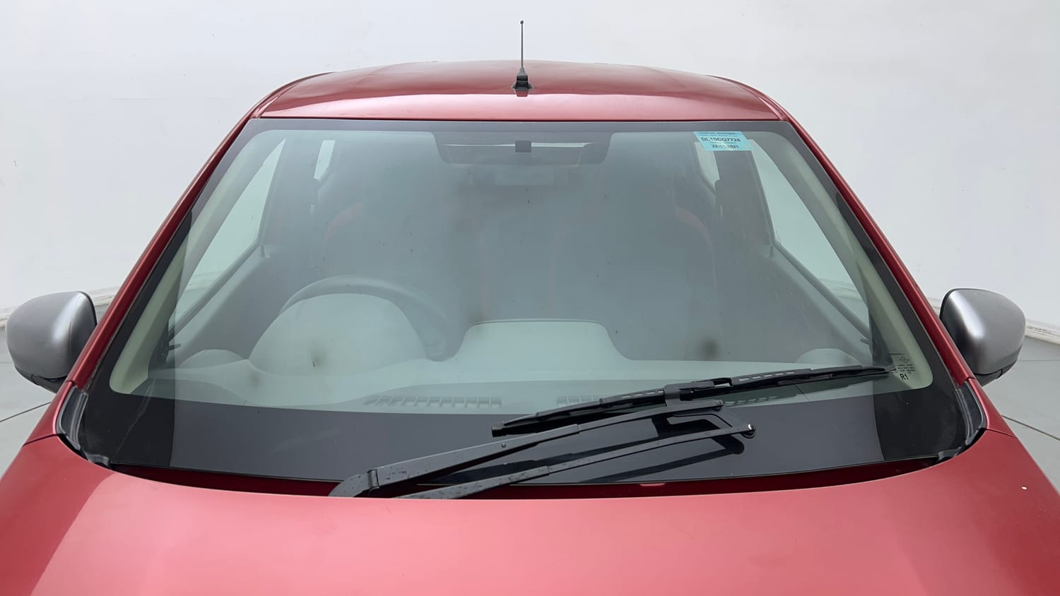 Used 2021 Renault Kwid RXT 1.0 Opt Petrol Manual exterior FRONT WINDSHIELD VIEW