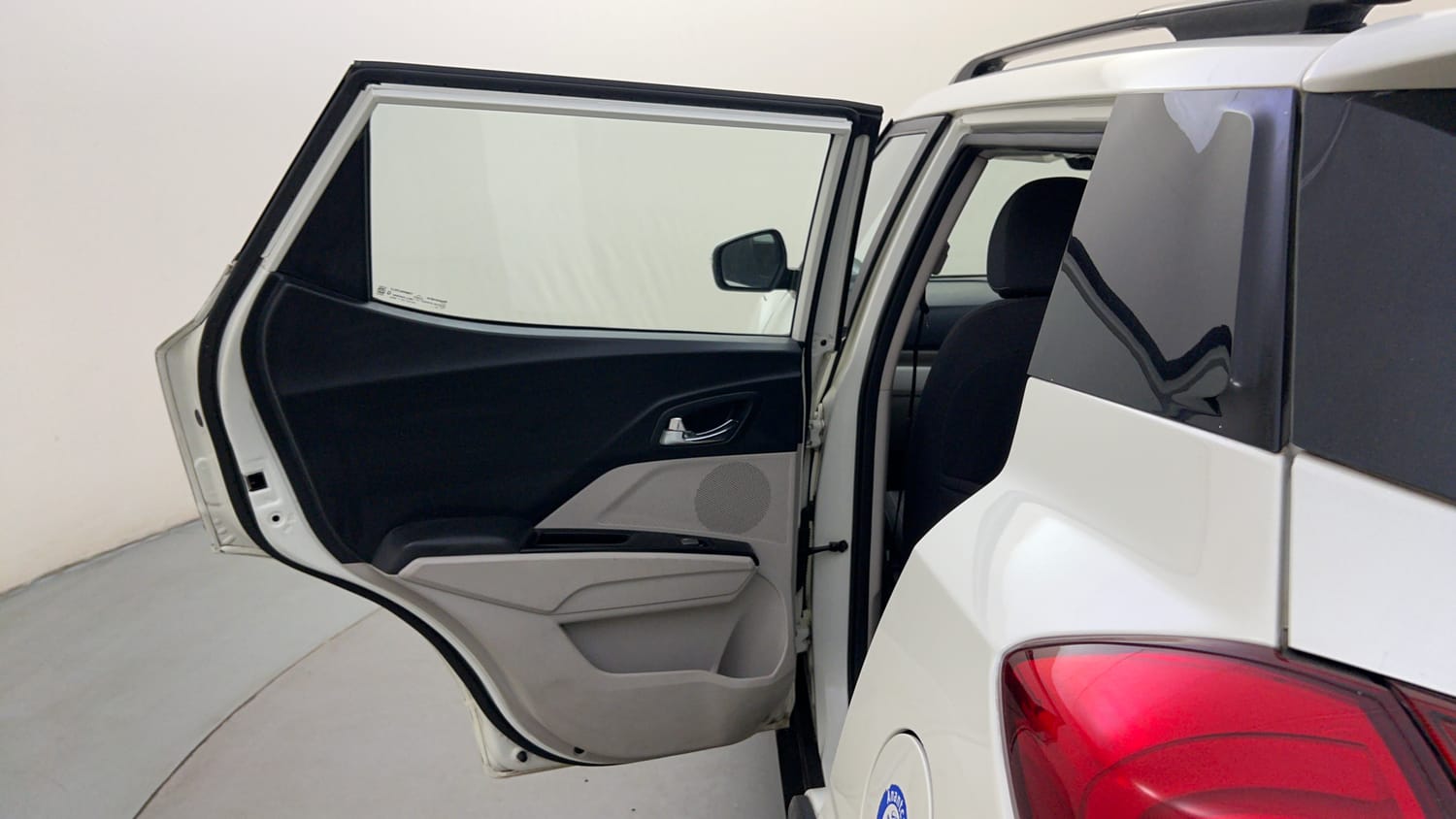 Used 2021 Mahindra XUV 300 W8 1.2 Petrol Petrol Manual interior LEFT REAR DOOR OPEN VIEW