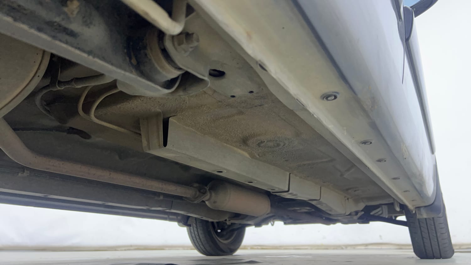 Used 2017 Maruti Suzuki Wagon R 1.0 VXI AMT Petrol Automatic extra REAR RIGHT UNDERBODY VIEW