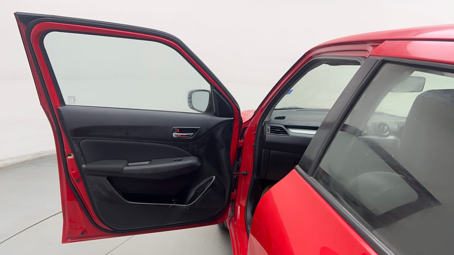 Used 2020 Maruti Suzuki Swift VXi AMT Petrol Automatic interior LEFT FRONT DOOR OPEN VIEW