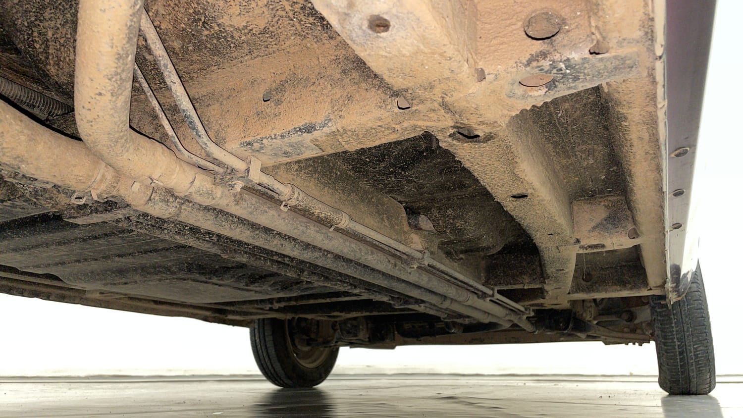 Used 2015 Tata Nano Twist XTA Petrol Automatic extra REAR RIGHT UNDERBODY VIEW