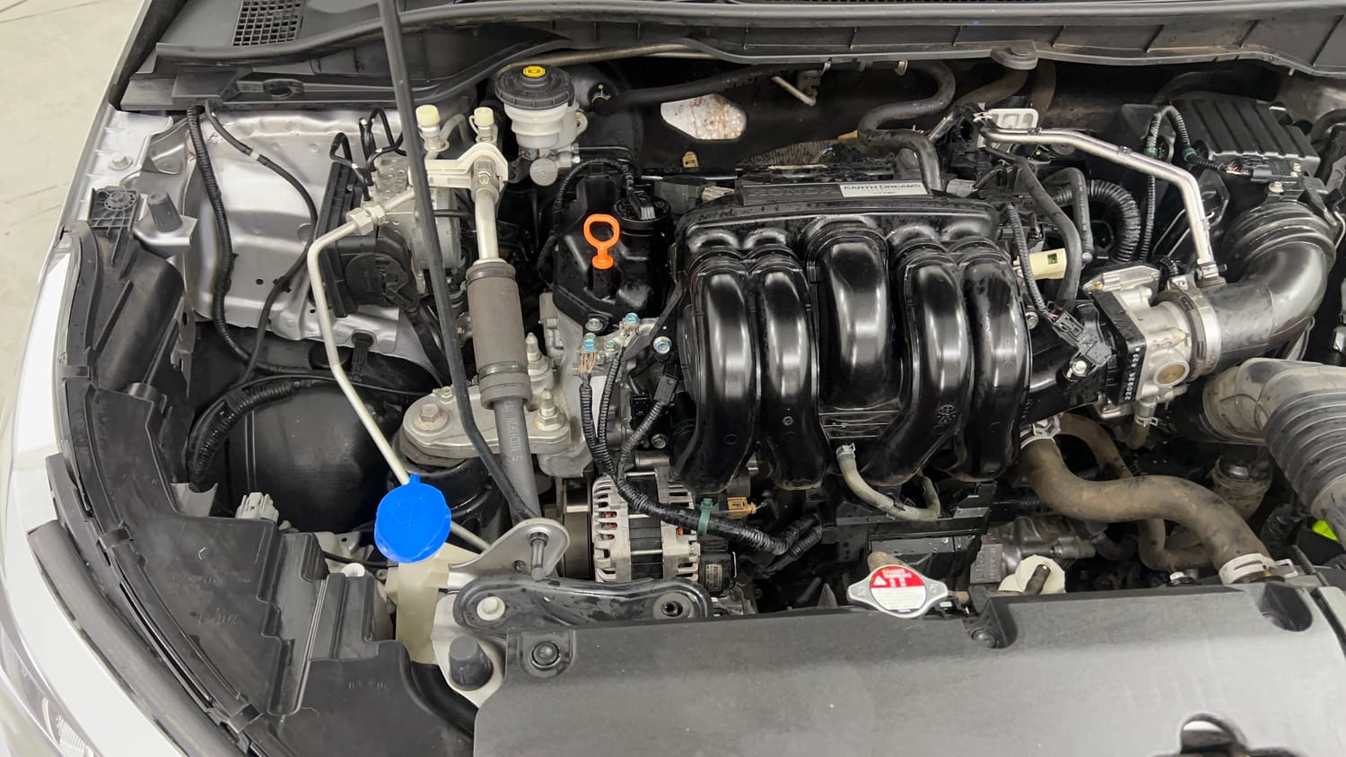 Used 2022 Honda City ZX CVT Petrol Petrol Automatic engine ENGINE RIGHT SIDE VIEW