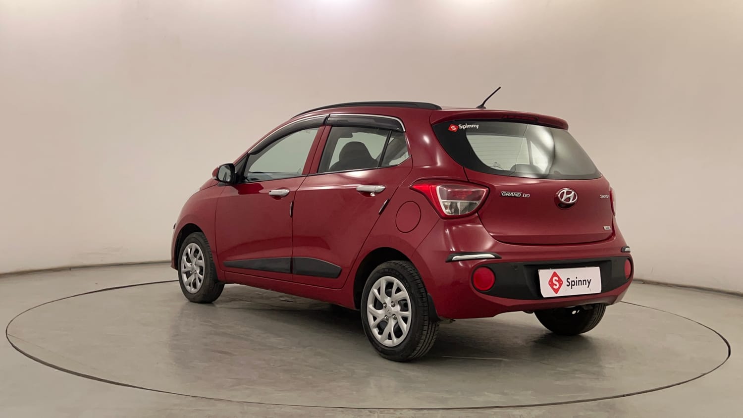Used 2017 Hyundai Grand i10 Sportz (O) 1.2 Kappa VTVT Petrol Manual exterior LEFT REAR CORNER VIEW
