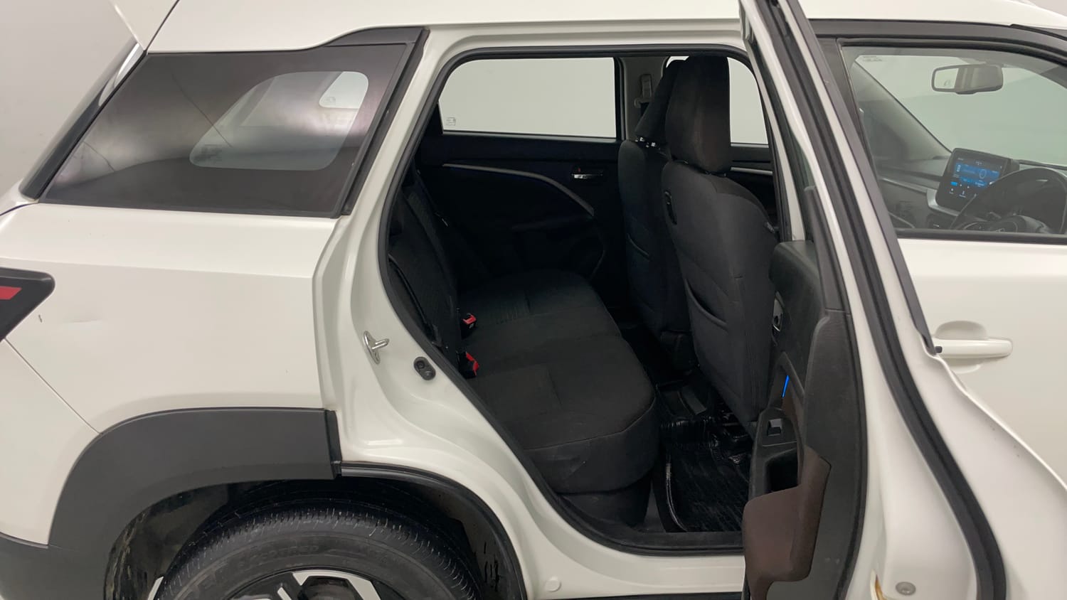 Used 2022 Maruti Suzuki Brezza ZXi Plus AT Petrol Automatic interior RIGHT SIDE REAR DOOR CABIN VIEW