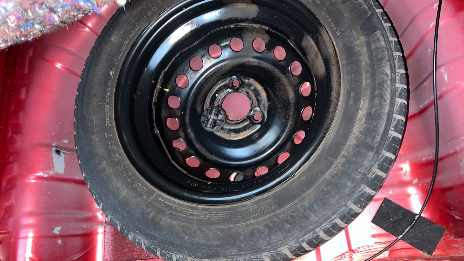 Used 2021 Renault Kwid RXT 1.0 Opt Petrol Manual tyres SPARE TYRE VIEW