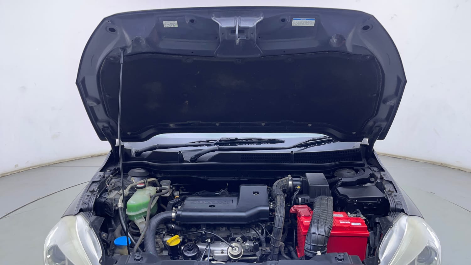 Used 2019 Maruti Suzuki S-Cross Zeta 1.3 Diesel Manual engine ENGINE & BONNET OPEN FRONT VIEW