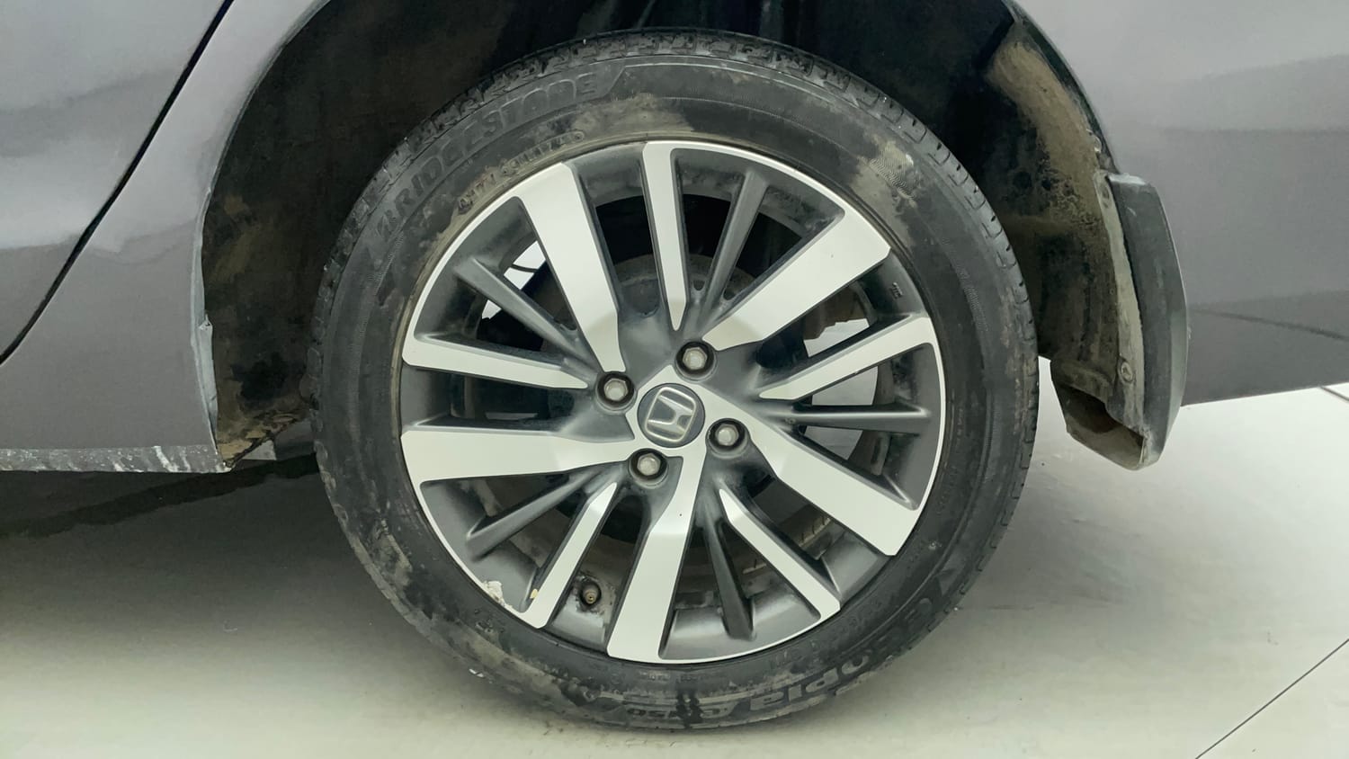 Used 2021 Honda City ZX Diesel Diesel Manual tyres LEFT REAR TYRE RIM VIEW