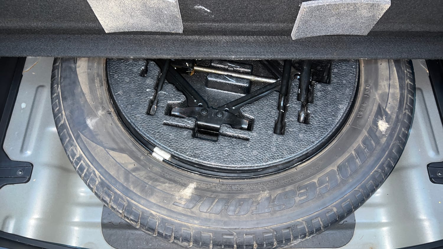 Used 2019 Hyundai Creta SX 1.6 AT Petrol Petrol Automatic tyres SPARE TYRE VIEW