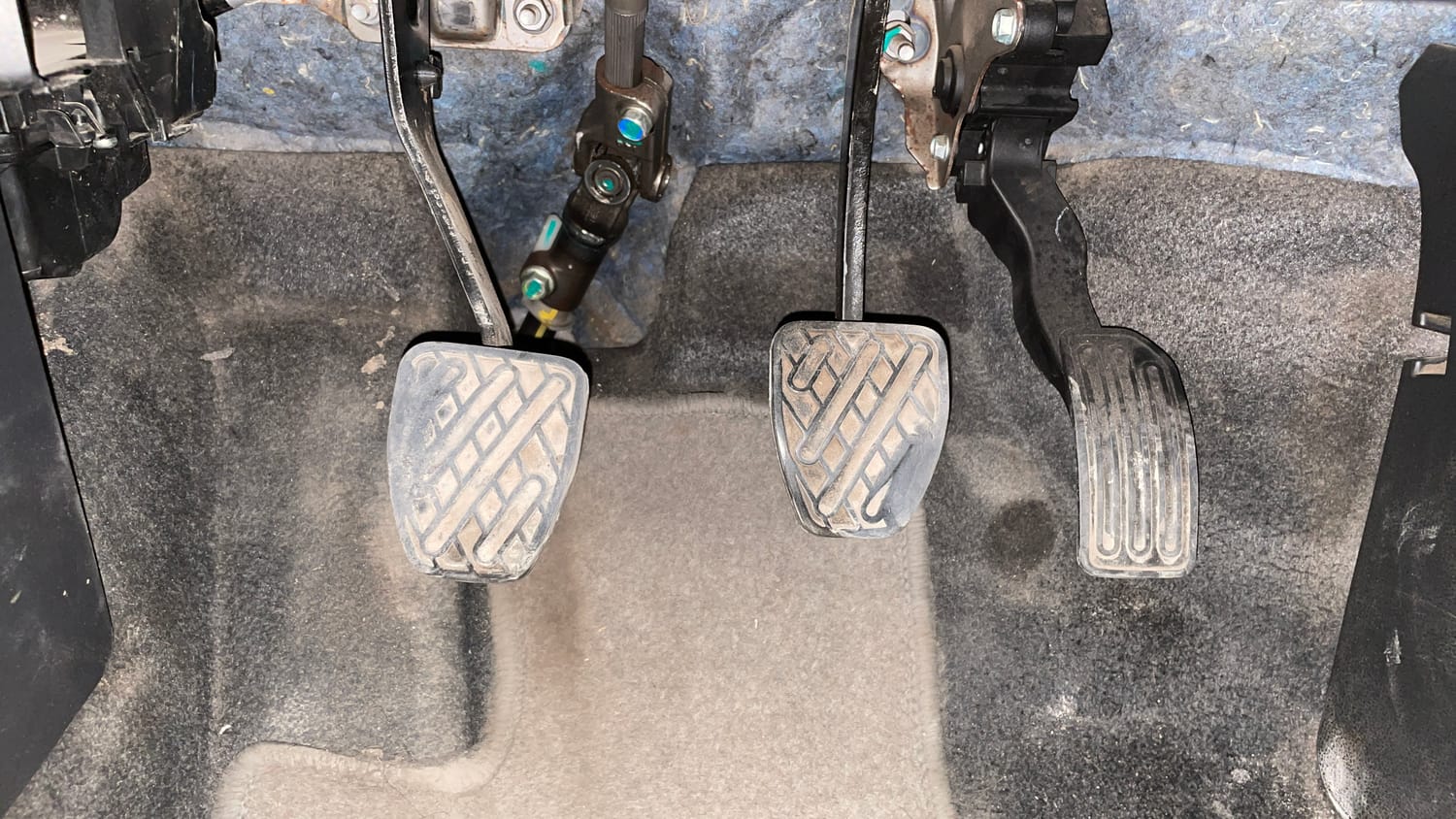 Used 2016 Nissan Micra Active XV Safety Pack Petrol Manual interior PEDALS VIEW