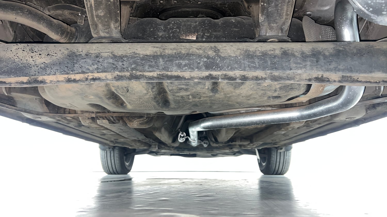 Used 2021 Hyundai Venue SX 1.5 CRDi Diesel Manual extra REAR UNDERBODY VIEW (TAKEN FROM REAR)
