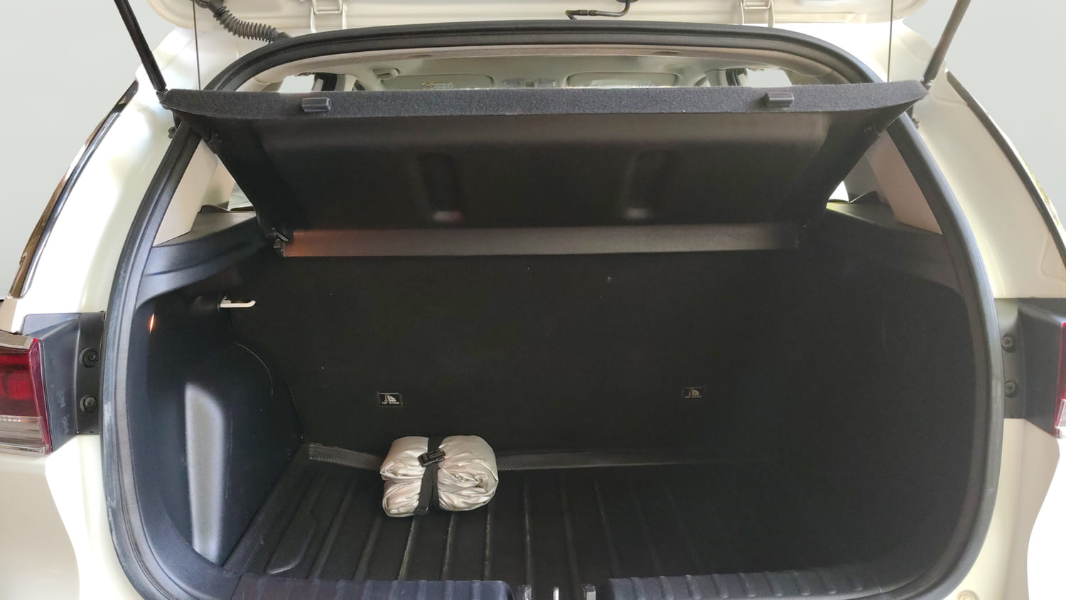 Used 2021 Kia Sonet HTX Plus 1.0 iMT Petrol Manual interior DICKY INSIDE VIEW