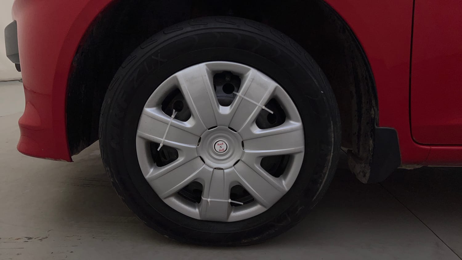 Used 2013 Honda Brio S MT Petrol Manual tyres LEFT FRONT TYRE RIM VIEW