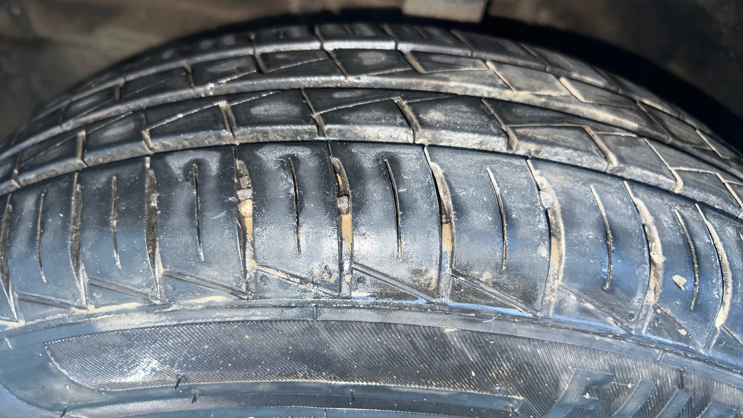Used 2026 Maruti Suzuki S-Presso VXi Plus (O) AMT Petrol Automatic tyres LEFT FRONT TYRE TREAD VIEW