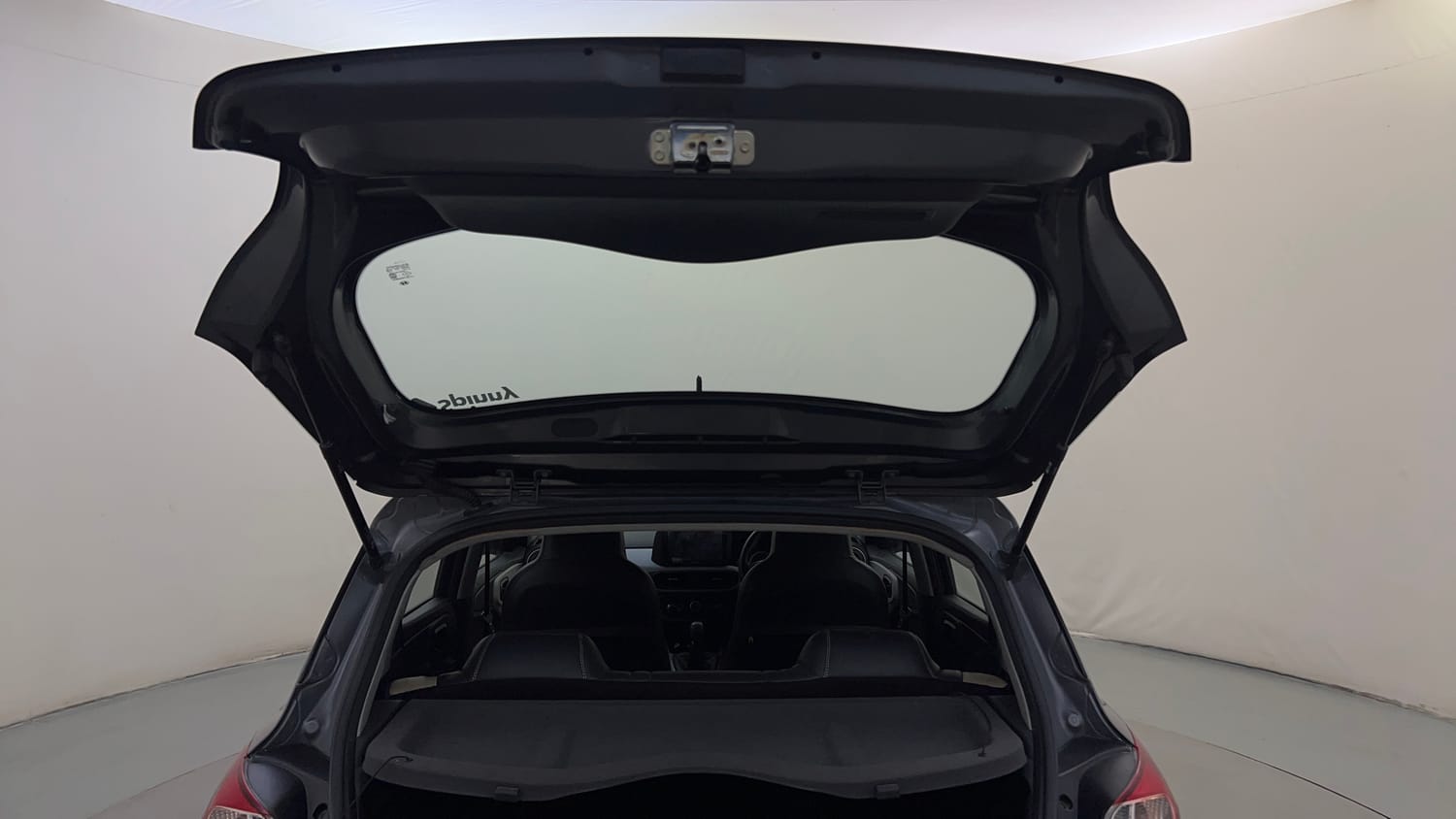 Used 2021 Hyundai Grand i10 Nios Magna 1.2 Kappa VTVT Petrol Manual interior DICKY DOOR OPEN VIEW