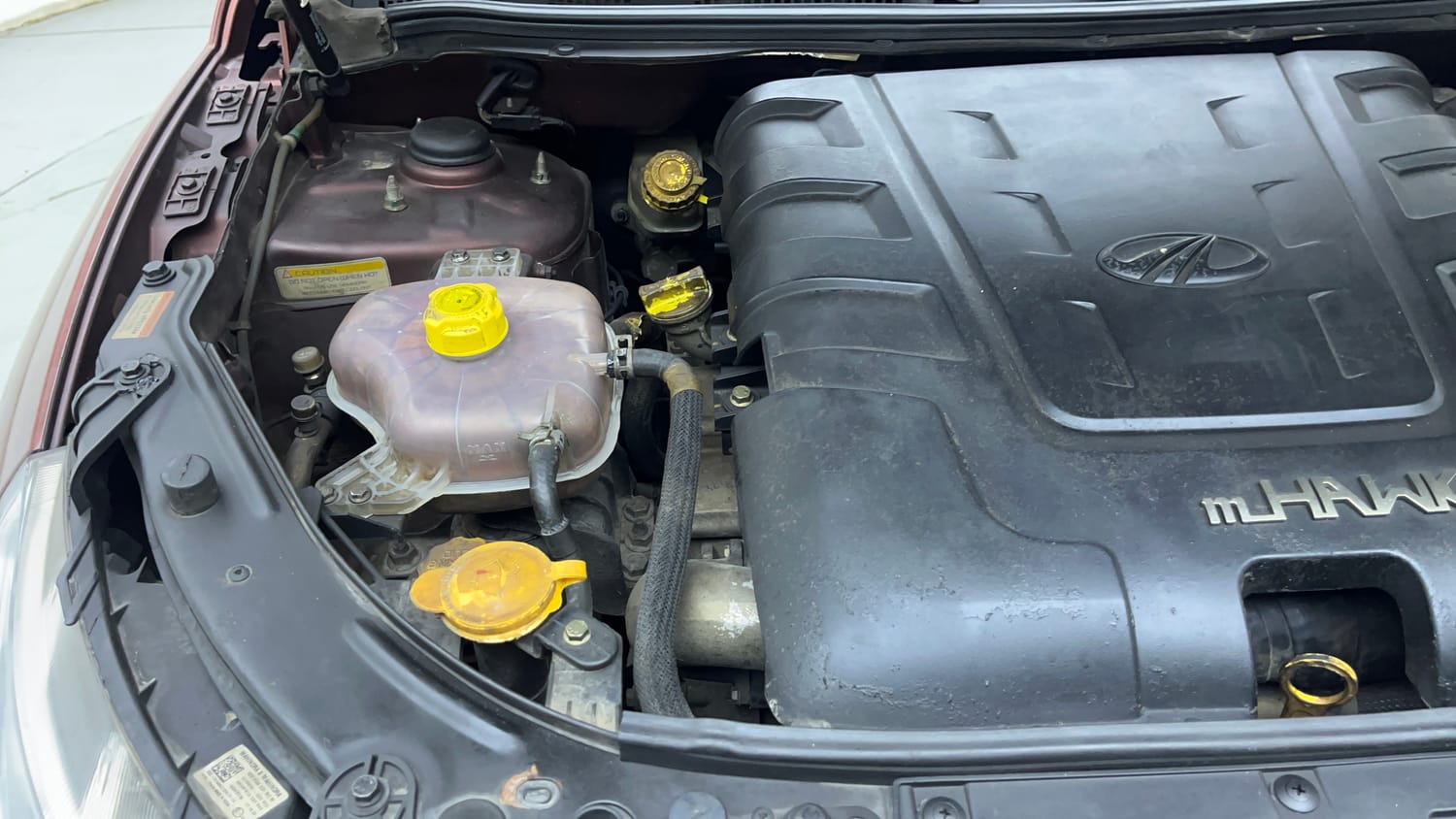 Used 2018 Mahindra XUV500 W11 AT Diesel Automatic engine ENGINE RIGHT SIDE VIEW