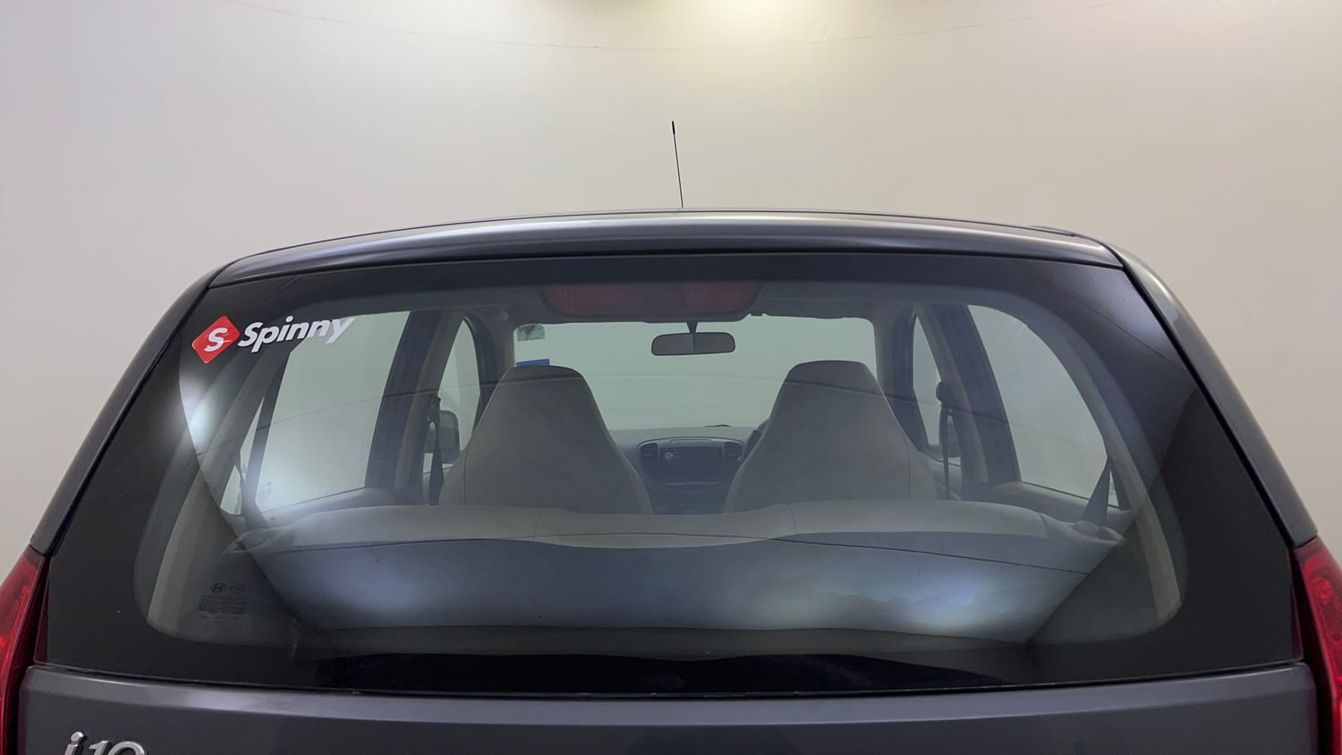 Used 2014 Hyundai i10 Era 1.1 iRDE2 Petrol Manual exterior BACK WINDSHIELD VIEW