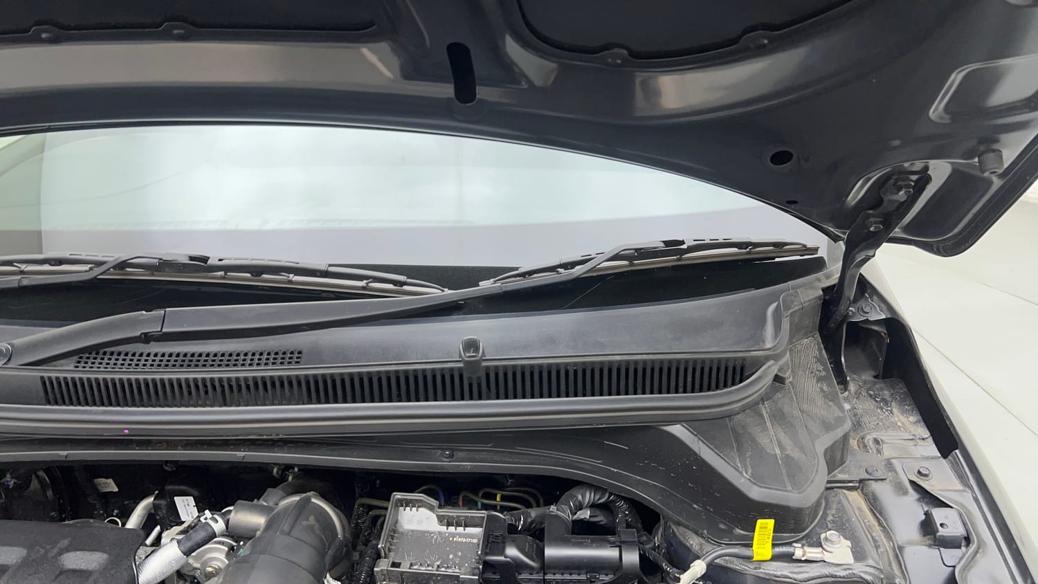 Used 2026 Hyundai i20 N Line N8 1.0 Turbo DCT Petrol Automatic engine ENGINE LEFT SIDE HINGE & APRON VIEW