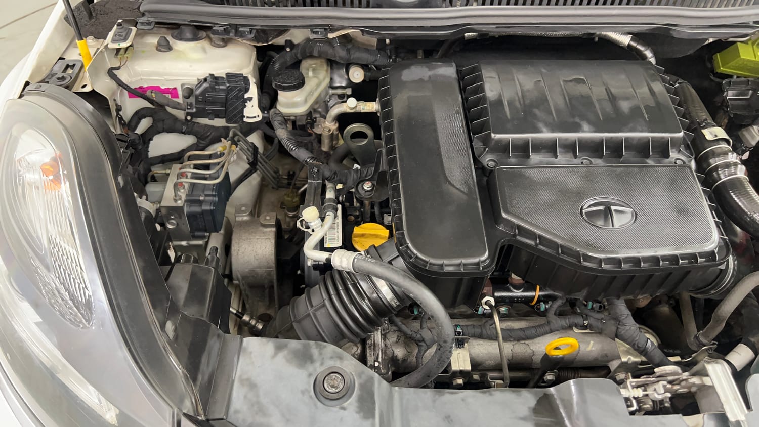 Used 2019 Tata Nexon XZA Plus Diesel Diesel Automatic engine ENGINE RIGHT SIDE VIEW