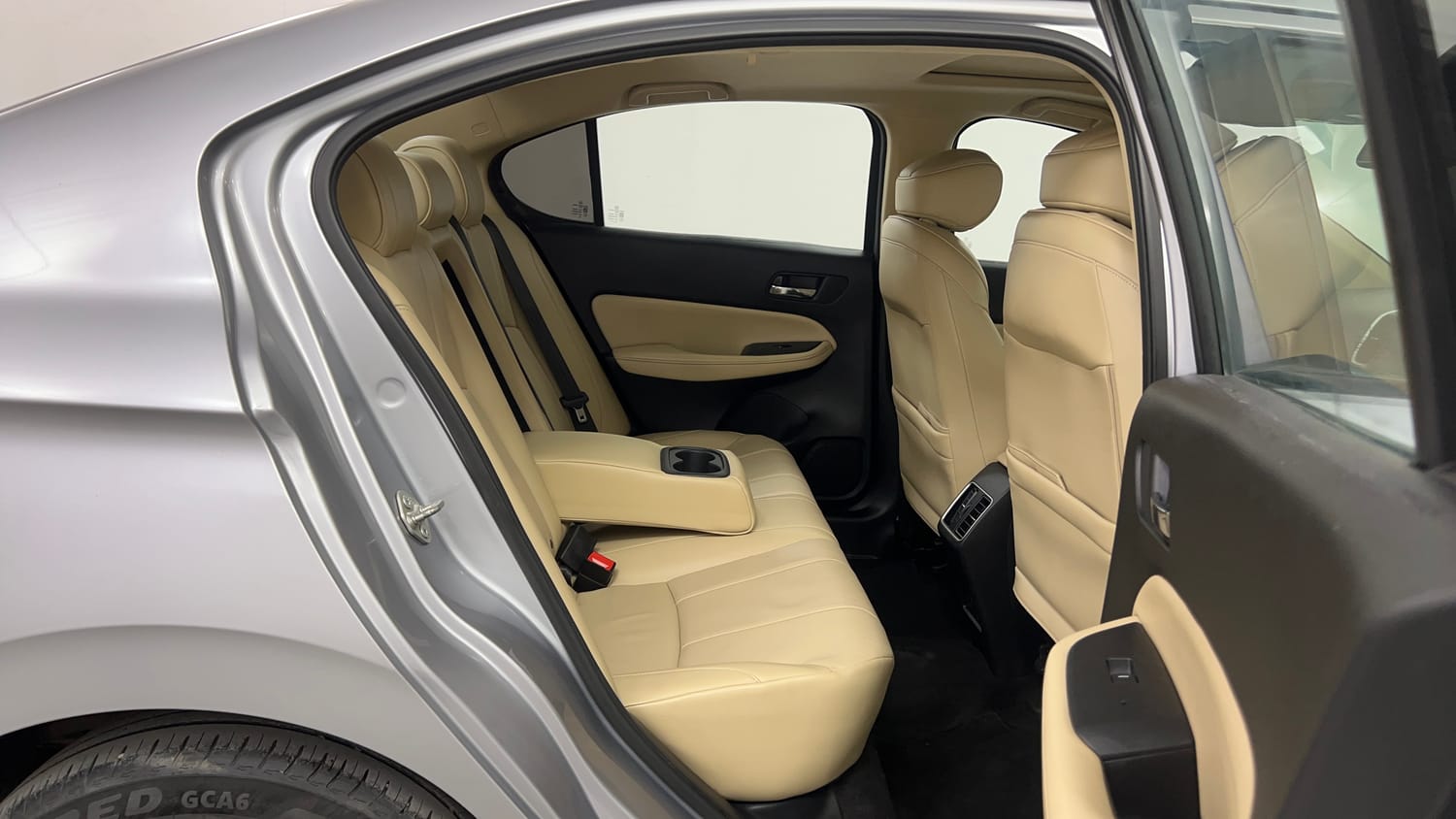 Used 2022 Honda City ZX CVT Petrol Petrol Automatic interior RIGHT SIDE REAR DOOR CABIN VIEW