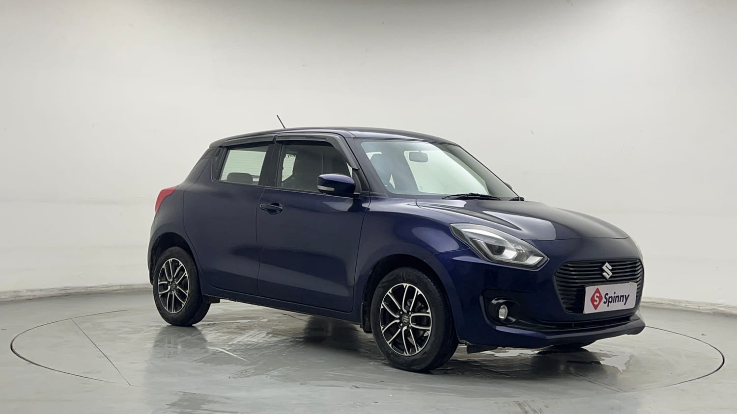 Used 2019 Maruti Suzuki Swift ZXi Plus AMT Petrol Automatic exterior RIGHT FRONT CORNER VIEW