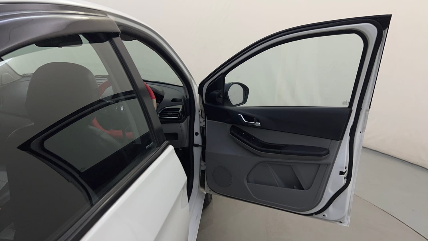 Used 2022 Tata Tiago XZA Plus Petrol Automatic interior RIGHT FRONT DOOR OPEN VIEW